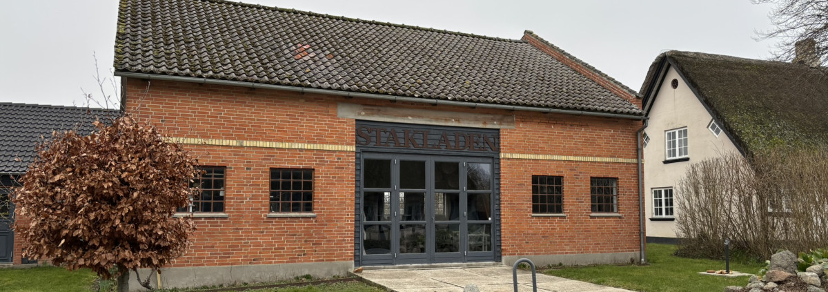 Stakladen